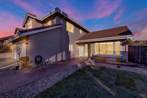 Exterior - 573 Britannia Dr, Vallejo, CA 94591 photo 3 of 25