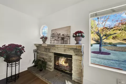Other - 573 Britannia Dr, Vallejo, CA 94591 photo 4 of 12