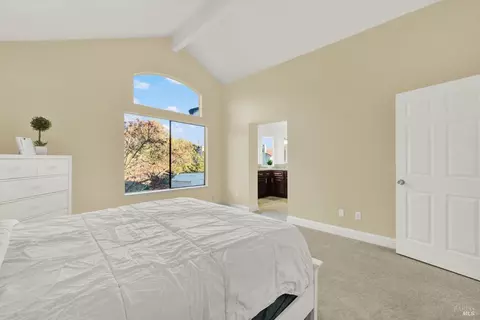 Bedroom - 573 Britannia Dr, Vallejo, CA 94591 photo 3 of 8