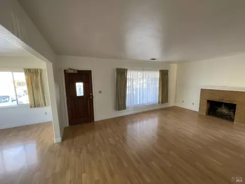 140 S 2nd St, Dixon, CA 95620 photo 6