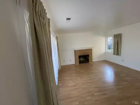 140 S 2nd St, Dixon, CA 95620 photo 7