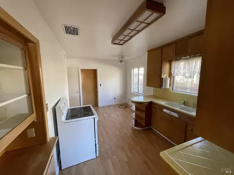 140 S 2nd St, Dixon, CA 95620 photo 13