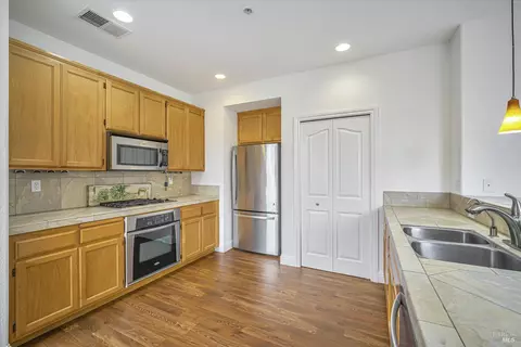 193 Johnson St, Windsor, CA 95492 photo 11