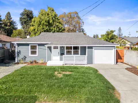 5 Cornwall Ave, Napa, CA 94558