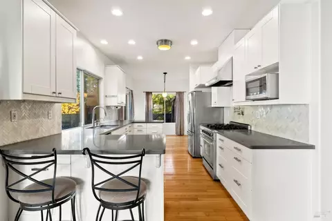 1027 Elsbree Ln, Windsor, CA 95492 photo 12