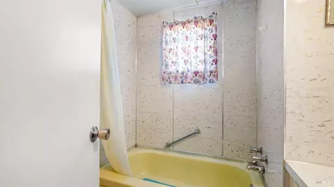 77 Heliotrope St, Vallejo, CA 94589 photo 19
