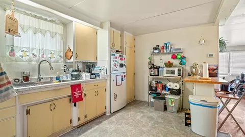 77 Heliotrope St, Vallejo, CA 94589 photo 12