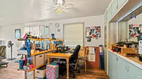 77 Heliotrope St, Vallejo, CA 94589 photo 9