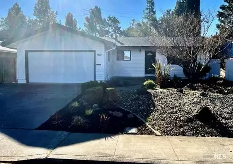 249 Dahlia St, Fairfield, CA 94533
