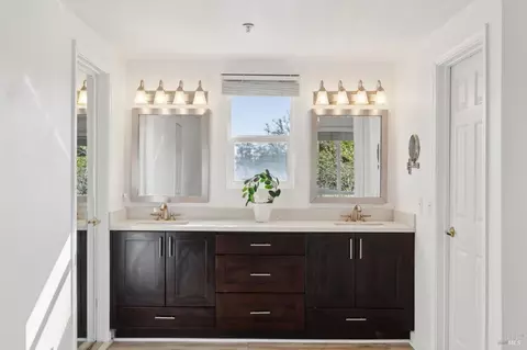 801 Capitola Dr, Napa, CA 94559 photo 11