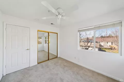 801 Capitola Dr, Napa, CA 94559 photo 17