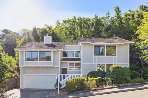 1143 Santolina Dr, Novato, CA 94945