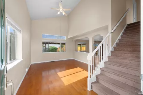 1071 La Contenta Ct, Windsor, CA 95492 photo 7