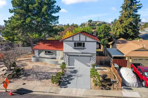 3003 Redwood Dr, Fairfield, CA 94533 photo 3