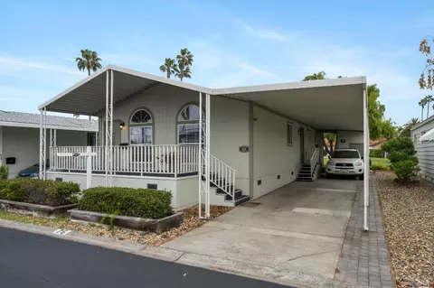300 E H St #76, Benicia, CA 94510 photo 2
