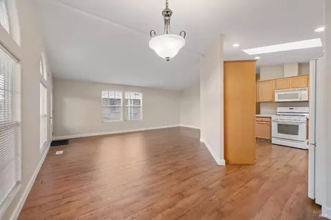 300 E H St #76, Benicia, CA 94510 photo 5