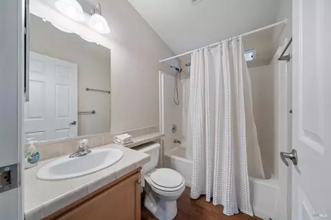 300 E H St #76, Benicia, CA 94510 photo 14