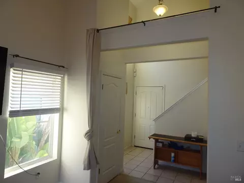310 Jade Cir, Vallejo, CA 94590 photo 23