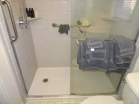 310 Jade Cir, Vallejo, CA 94590 photo 40