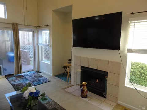 310 Jade Cir, Vallejo, CA 94590 photo 24