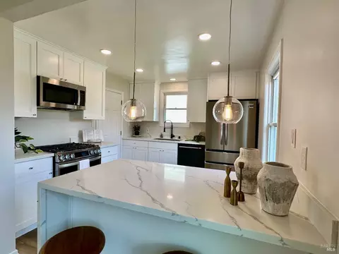 414 Annette Ave, Vallejo, CA 94591 photo 5