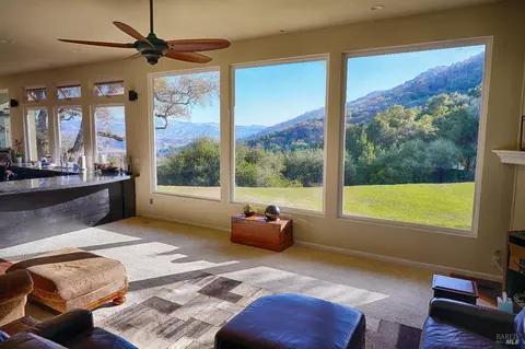 9933 Longview Ln, Pleasanton, CA 94588