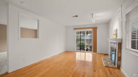 731 E Atlantic Ave, Fairfield, CA 94533 photo 20