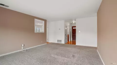 731 E Atlantic Ave, Fairfield, CA 94533 photo 17