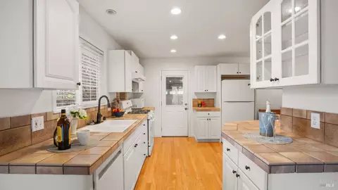 731 E Atlantic Ave, Fairfield, CA 94533 photo 23
