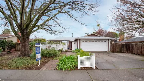 731 E Atlantic Ave, Fairfield, CA 94533 photo 3
