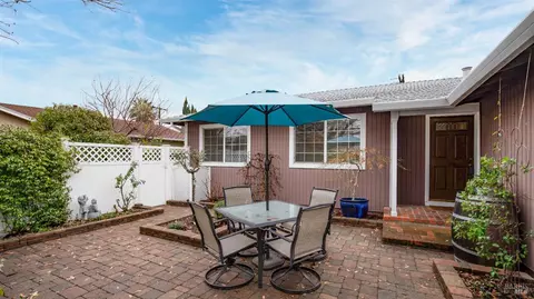 731 E Atlantic Ave, Fairfield, CA 94533 photo 5