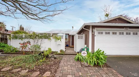 731 E Atlantic Ave, Fairfield, CA 94533