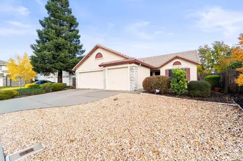 1025 Zircon Ct, Vacaville, CA 95687