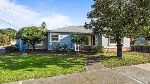 334 Second St, Healdsburg, CA 95448