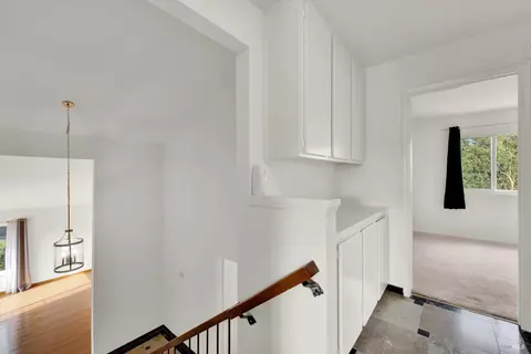 Entry Way - 206 Glenview Cir, Vallejo, CA 94591 photo 6 of 6