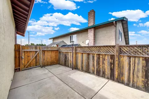 Exterior - 206 Glenview Cir, Vallejo, CA 94591 photo 10 of 13