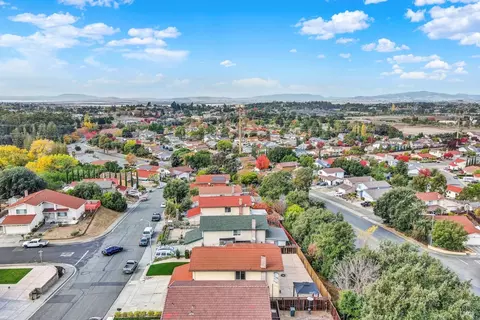 View/Area - 206 Glenview Cir, Vallejo, CA 94591 photo 4 of 6