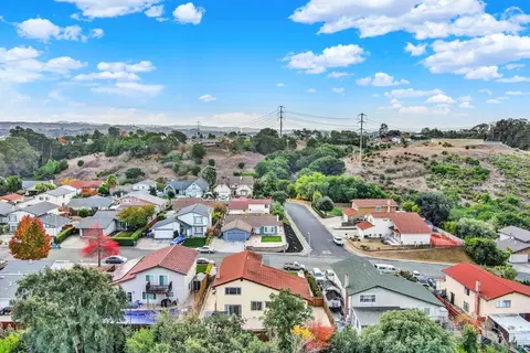 View/Area - 206 Glenview Cir, Vallejo, CA 94591 photo 5 of 6