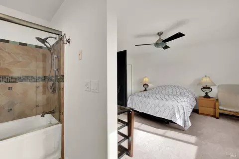 Bedroom - 206 Glenview Cir, Vallejo, CA 94591 photo 7 of 14