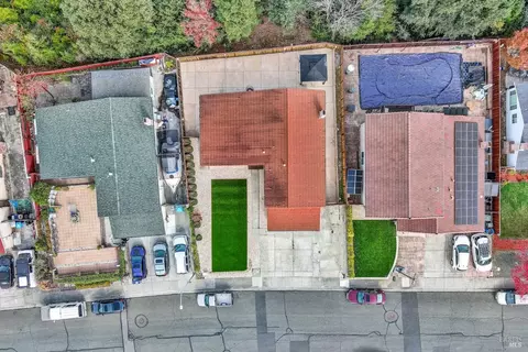 View/Area - 206 Glenview Cir, Vallejo, CA 94591 photo 3 of 6