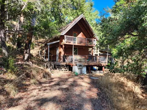 7220 Appaloosa Way, Redwood Valley, CA 95470