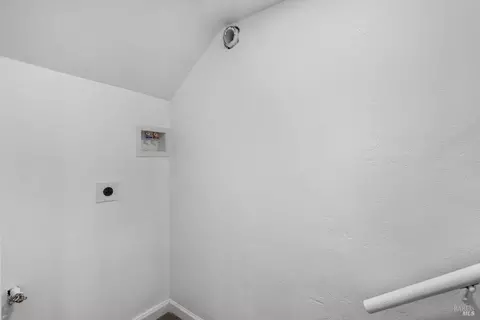 184 Edgemont Ave, Vallejo, CA 94590 photo 21