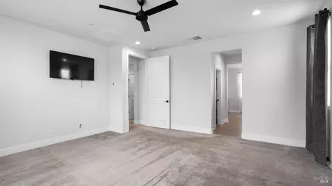 766 Hydrangea Dr, Vacaville, CA 95687 photo 21