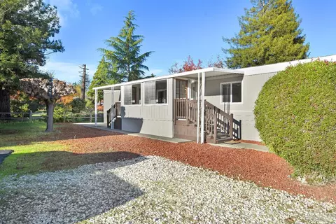 181 W Seven Flags Cir, Sonoma, CA 95476