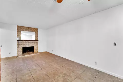 309 Echo Summit Rd, Vallejo, CA 94589 photo 5