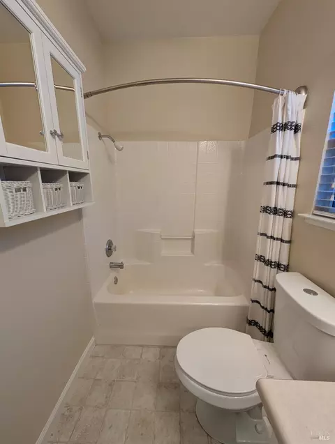 9128 Benny Goodman Way, Windsor, CA 95492 photo 16