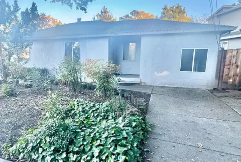 1606 Silverado Trl #A, Napa, CA 94559