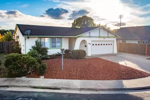 679 Devon Ct, Fairfield, CA 94533 photo 3