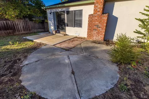 679 Devon Ct, Fairfield, CA 94533 photo 34