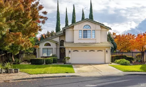 166 Saybrook Ave, Vacaville, CA 95687